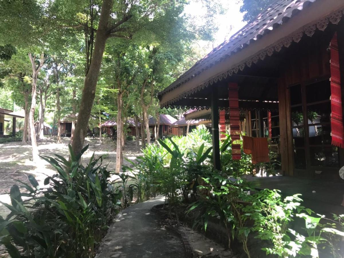 Lipe Sunset Forest Resort Exterior foto